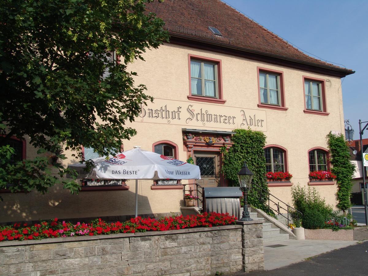 Schwarzer Adler - Hotel Garni Ipsheim Exterior foto